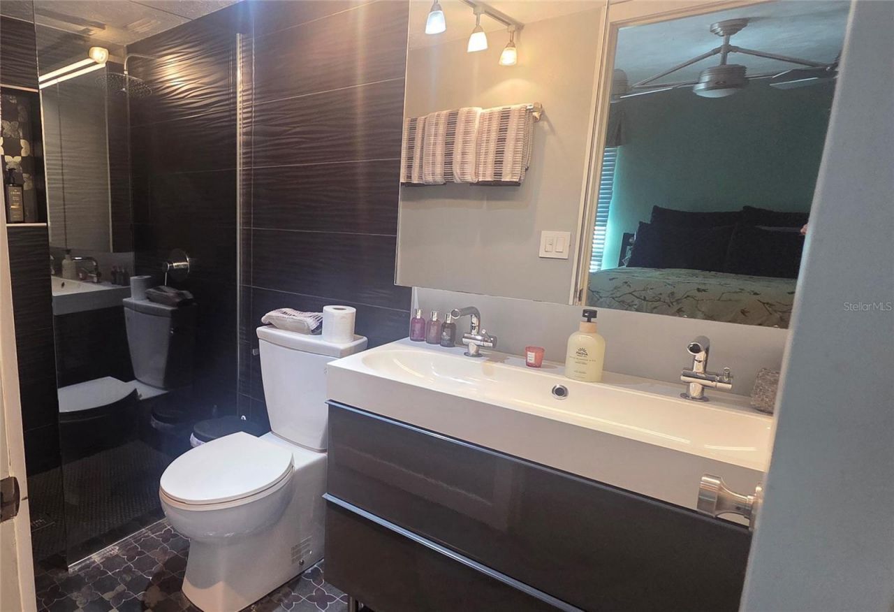 221 Dade Avenue , Sarasota, FL 34232 Photo