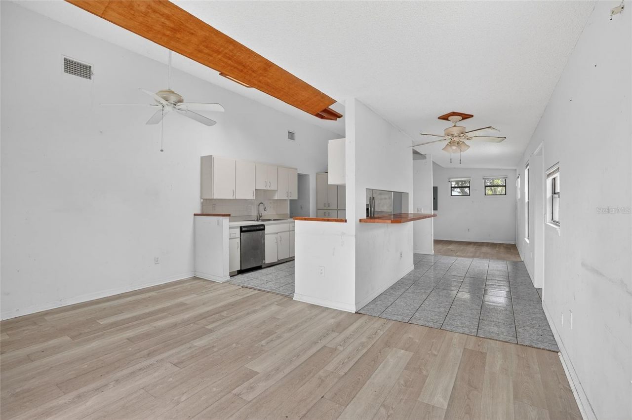 4320 44th Street N, Saint Petersburg, FL 33714 Photo