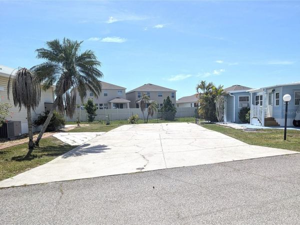 3333 26TH AVENUE E, Unit 1335, BRADENTON, FL 34208