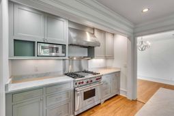 618 Pelzer Drive photo 4
