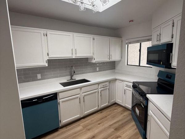 4758 W SANNA Street, Glendale, AZ 85302