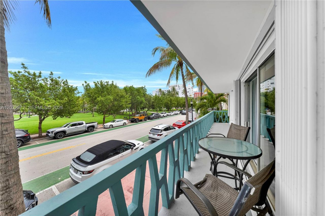 260 Ocean Dr , Unit 12A, Miami Beach, FL 33139 Photo