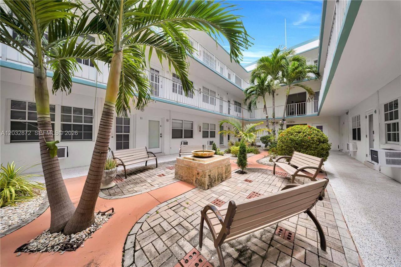 260 Ocean Dr , Unit 12A, Miami Beach, FL 33139 Photo