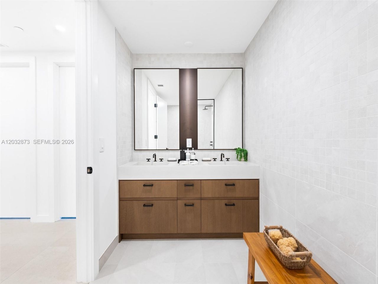 2200 Brickell Ave, Unit 207, Miami, FL 33129 Photo