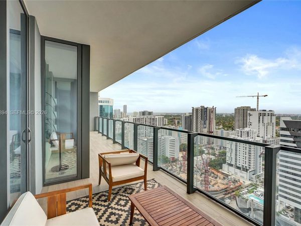 88 SW 7th St , Unit 2210, Miami, FL 33130