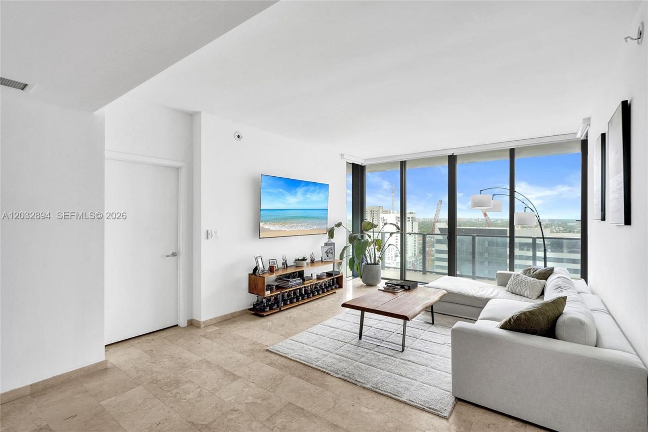 88 SW 7th St , Unit 2210, Miami, FL 33130 Photo