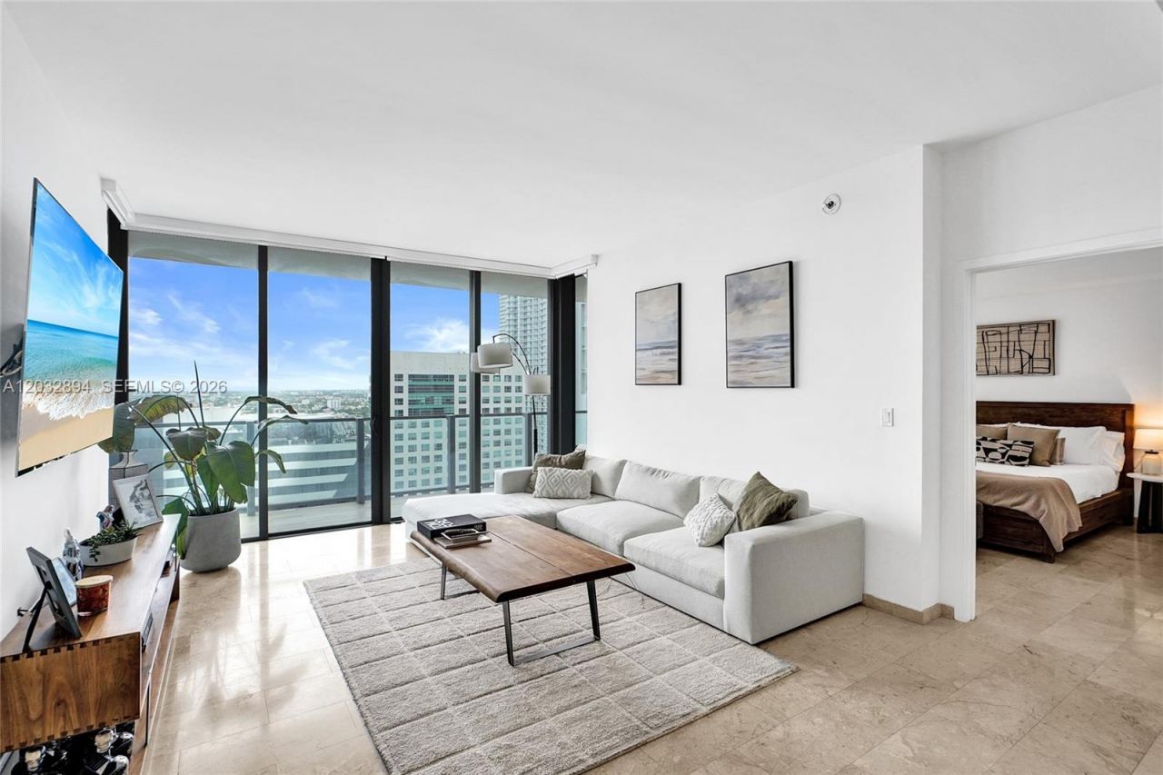 88 SW 7th St , Unit 2210, Miami, FL 33130 Photo