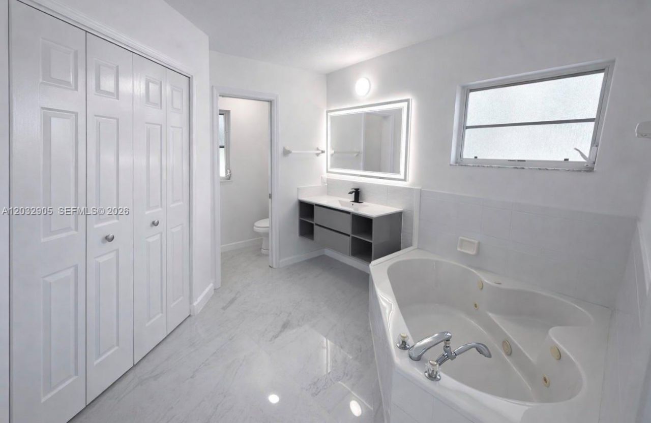 5513 Palmetto Dr, Fort Pierce, FL 34982 Photo