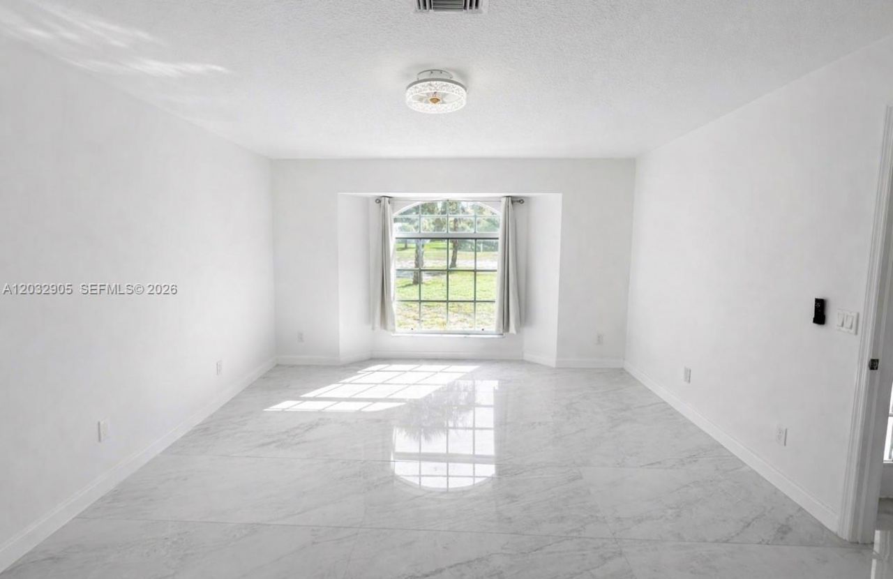 5513 Palmetto Dr, Fort Pierce, FL 34982 Photo