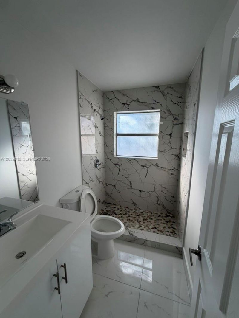 5150 W 12th Ave, Unit 206, Hialeah, FL 33012 Photo