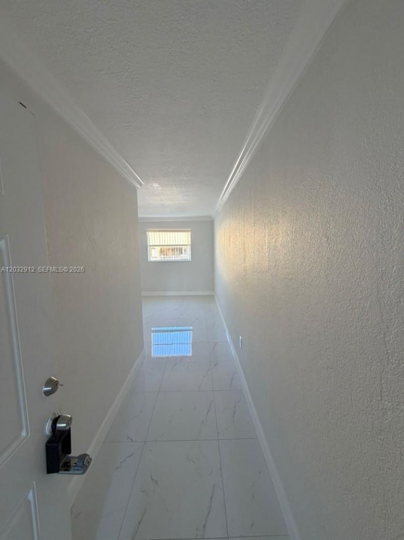 5150 W 12th Ave, Unit 206, Hialeah, FL 33012 Photo