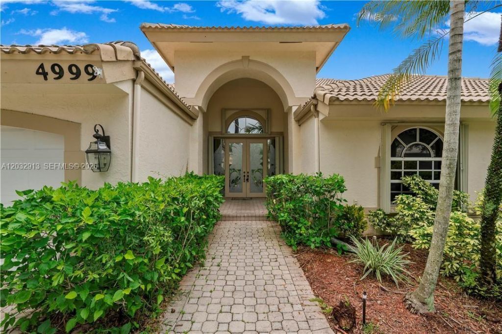 4999 Chardonnay Dr., Coral Springs, FL 33067 Photo