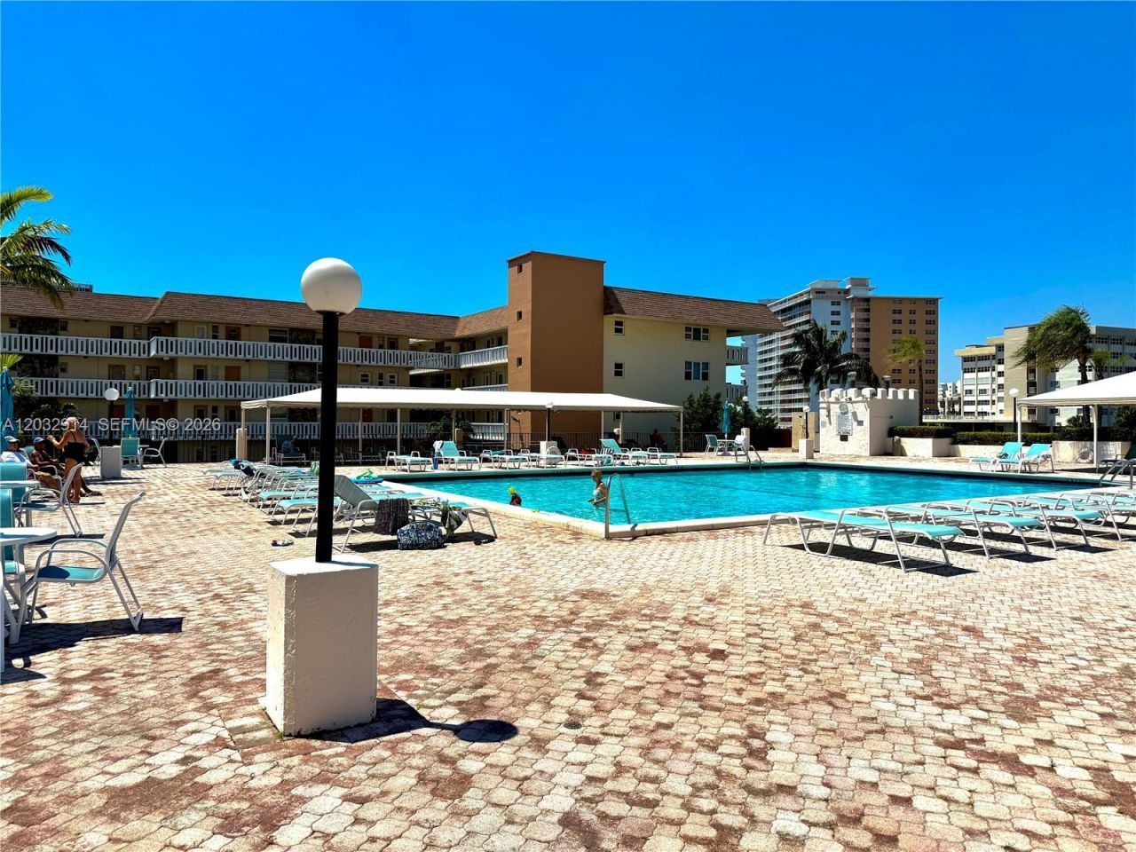1865 S Ocean Dr , Unit 8I, Hallandale Beach, FL 33009 Photo