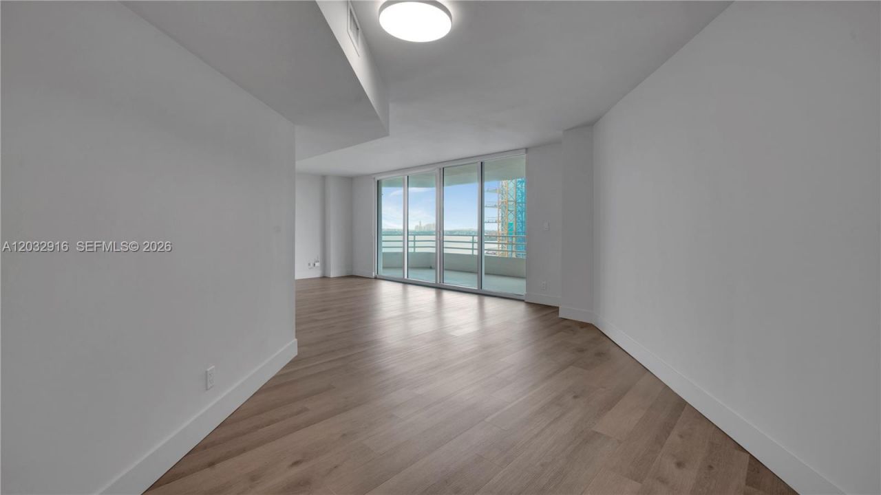 555 NE 34th St , Unit 2607, Miami, FL 33137 Photo