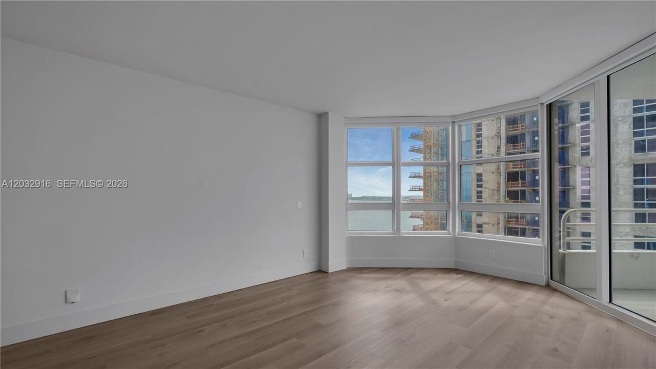 555 NE 34th St , Unit 2607, Miami, FL 33137 Photo