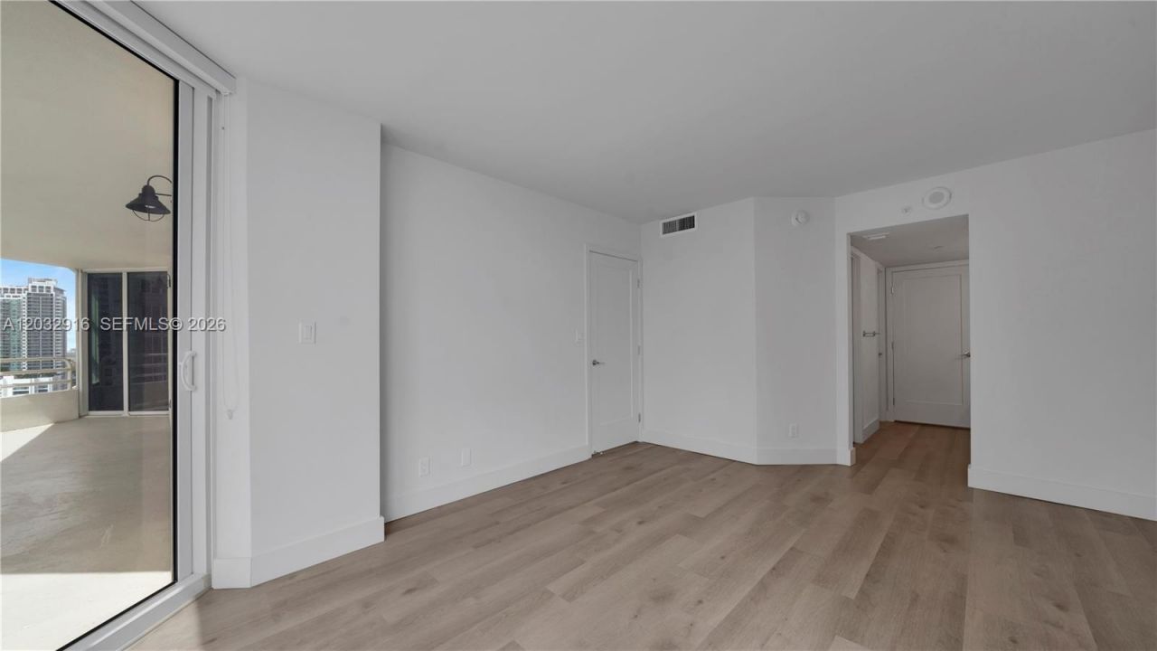 555 NE 34th St , Unit 2607, Miami, FL 33137 Photo