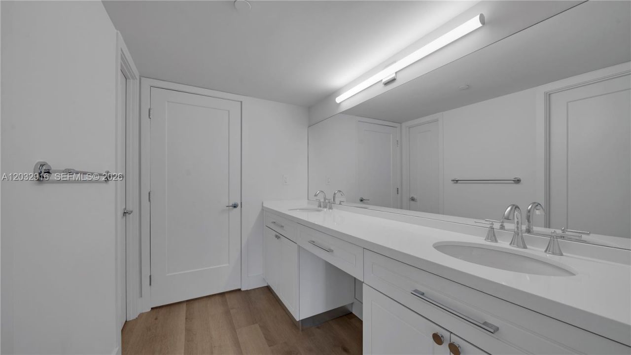 555 NE 34th St , Unit 2607, Miami, FL 33137 Photo