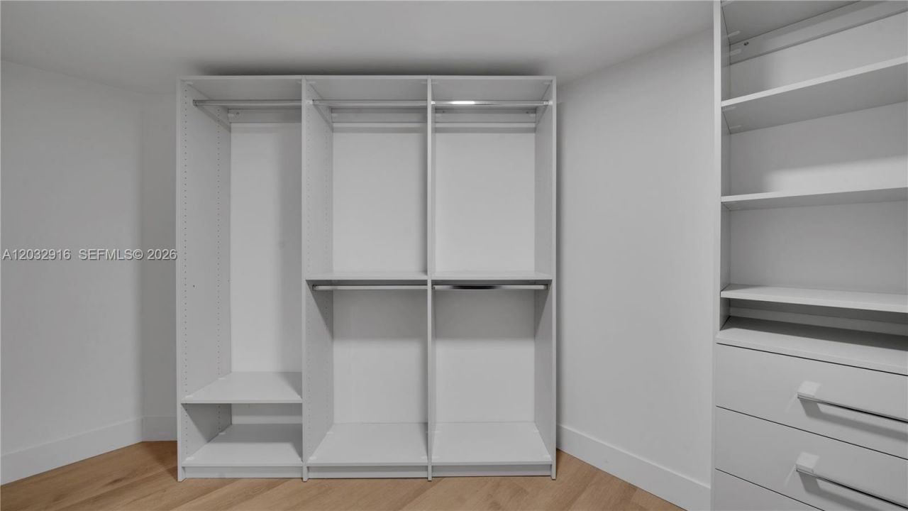 555 NE 34th St , Unit 2607, Miami, FL 33137 Photo