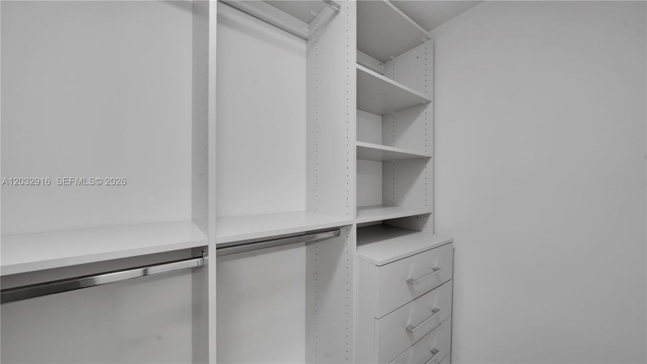 555 NE 34th St , Unit 2607, Miami, FL 33137 Photo