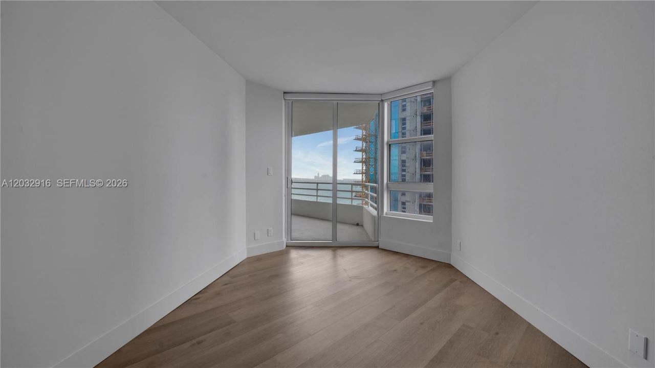 555 NE 34th St , Unit 2607, Miami, FL 33137 Photo
