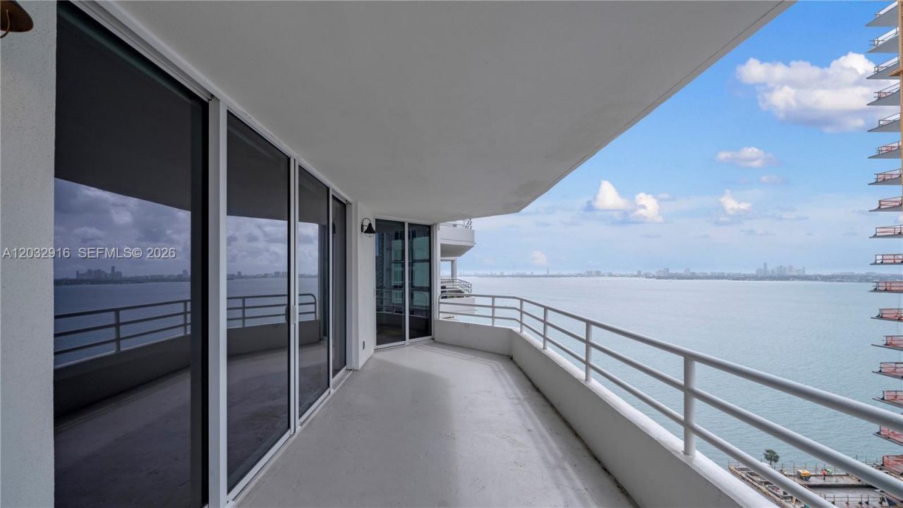 555 NE 34th St , Unit 2607, Miami, FL 33137 Photo
