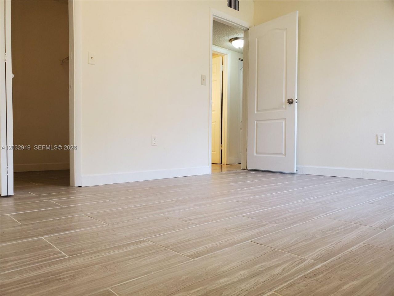 250 NW 107th Ave , Unit 106, Miami, FL 33172 Photo