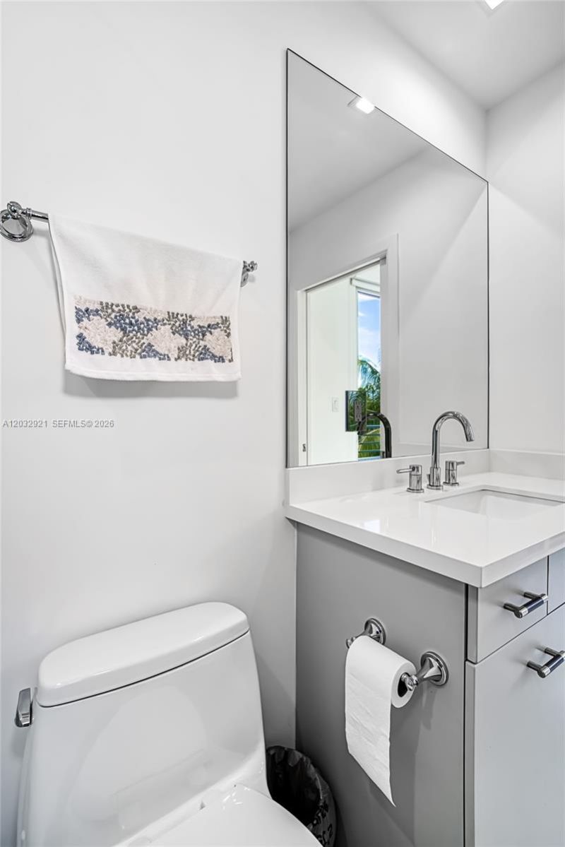 Please Call For Address, Unit 2N, Hollywood, FL 33019 Photo
