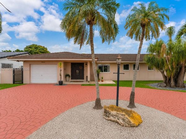 14061 SW 39th St , Miami, FL 33175
