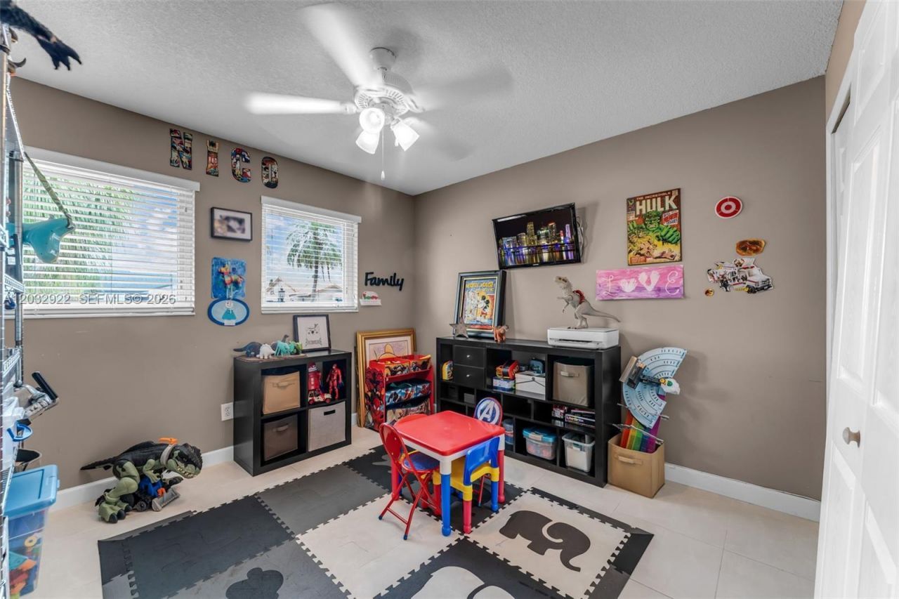 14061 SW 39th St , Miami, FL 33175 Photo