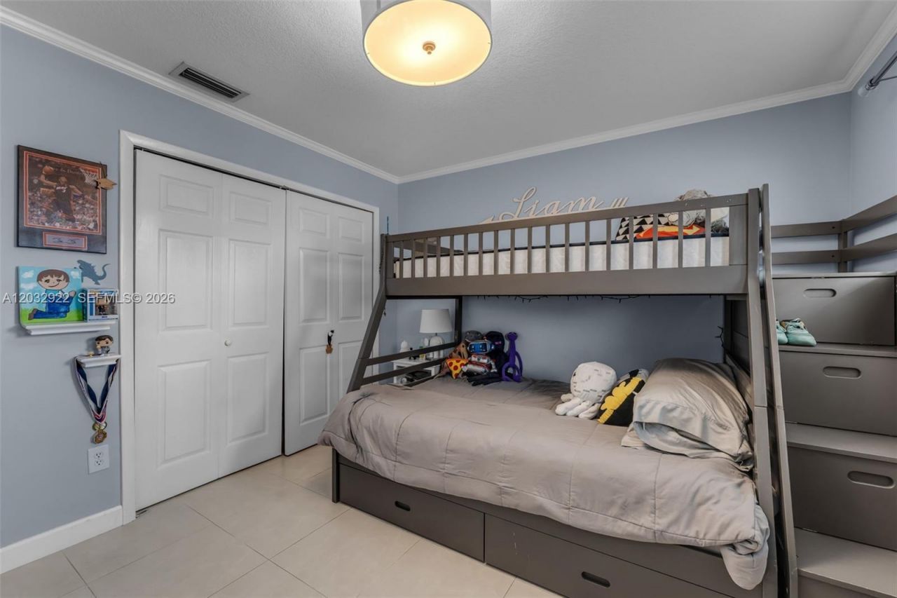 14061 SW 39th St , Miami, FL 33175 Photo