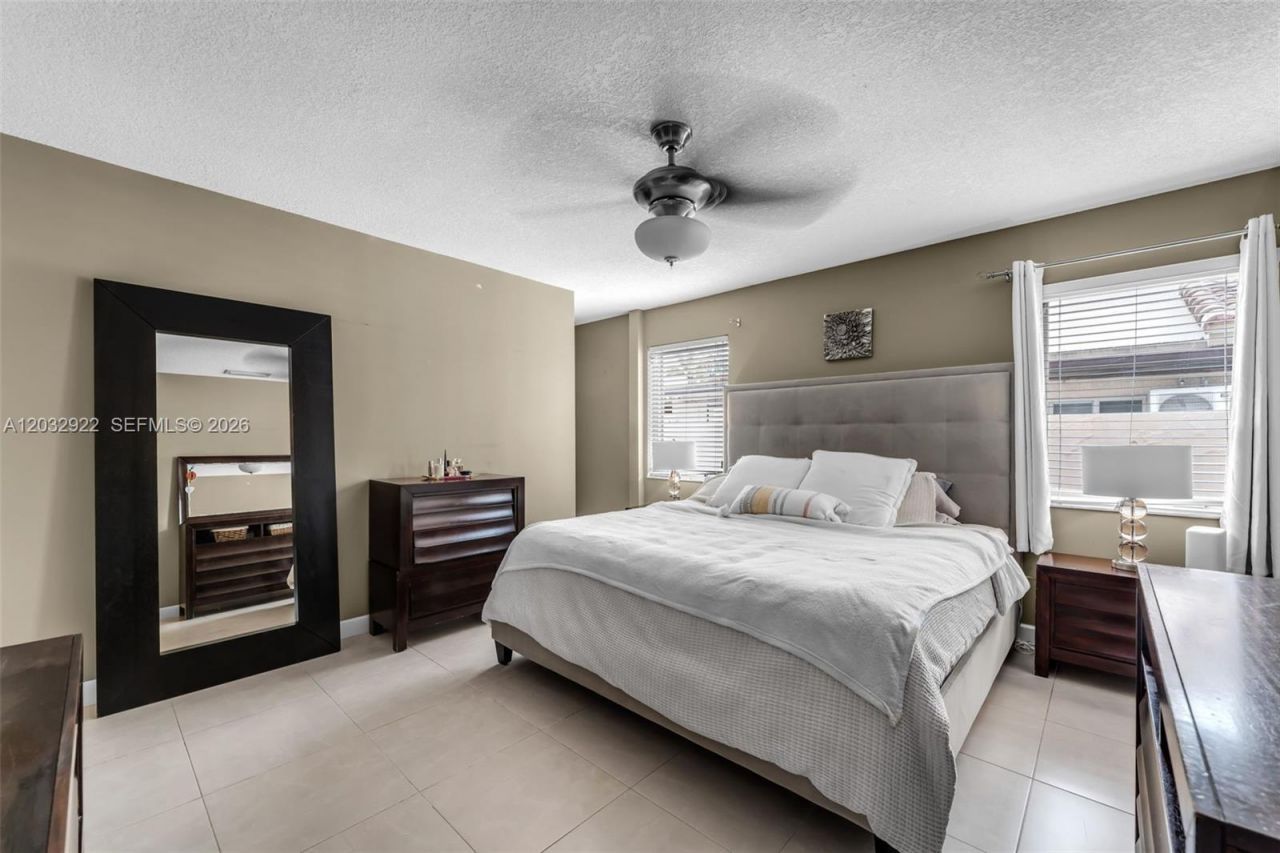 14061 SW 39th St , Miami, FL 33175 Photo