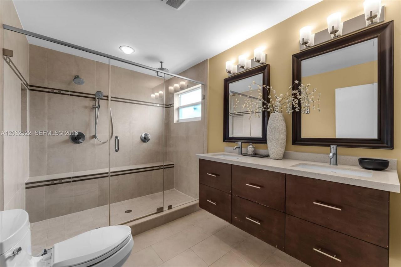 14061 SW 39th St , Miami, FL 33175 Photo