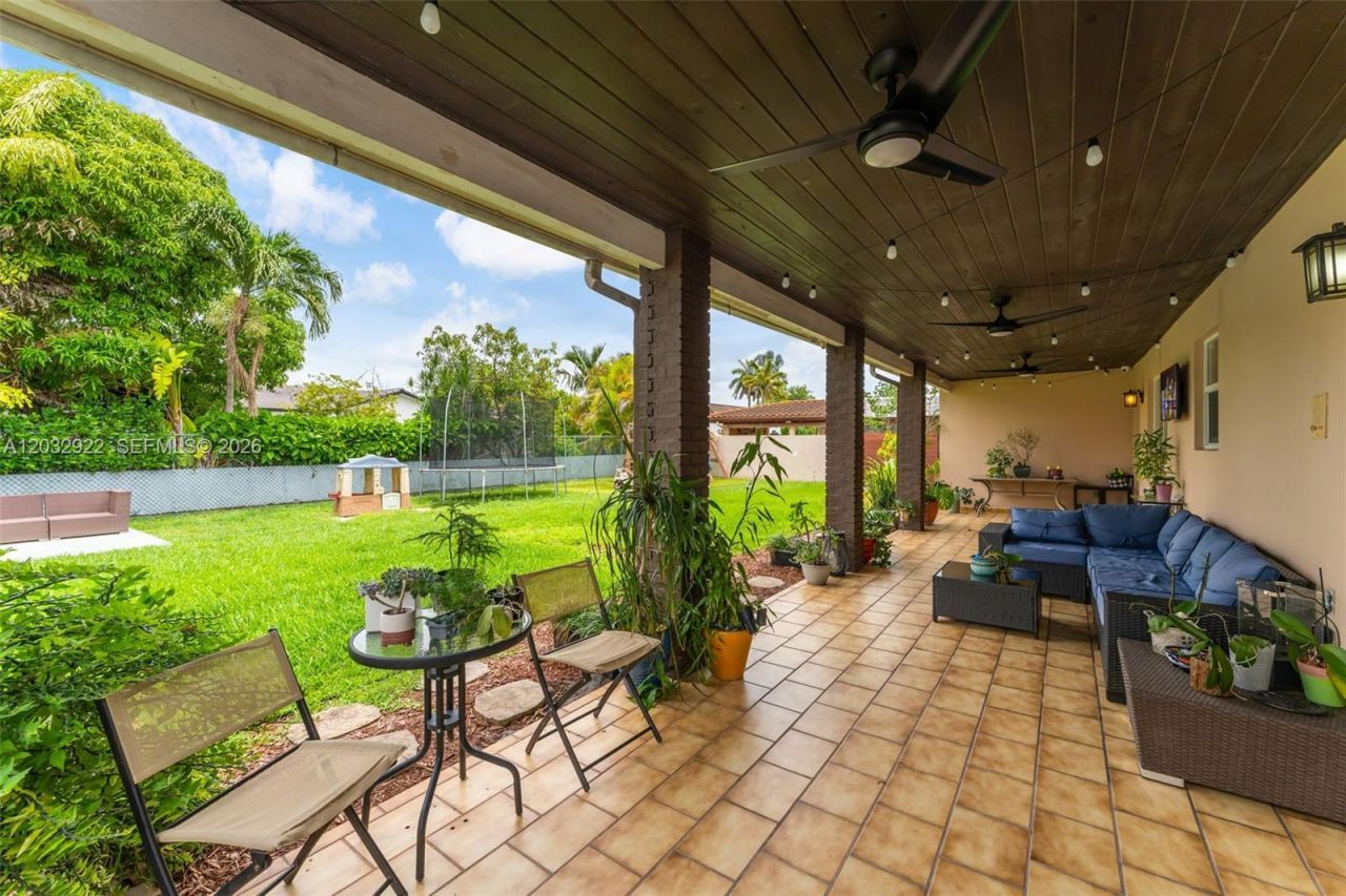 14061 SW 39th St , Miami, FL 33175 Photo