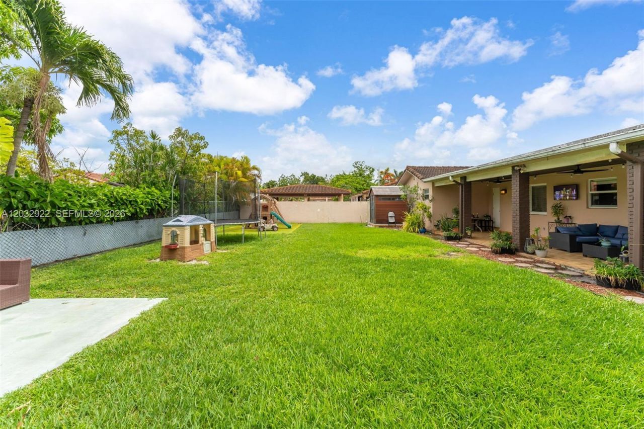 14061 SW 39th St , Miami, FL 33175 Photo