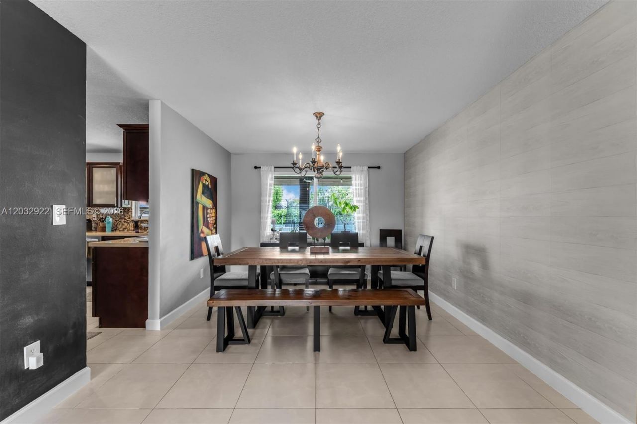 14061 SW 39th St , Miami, FL 33175 Photo