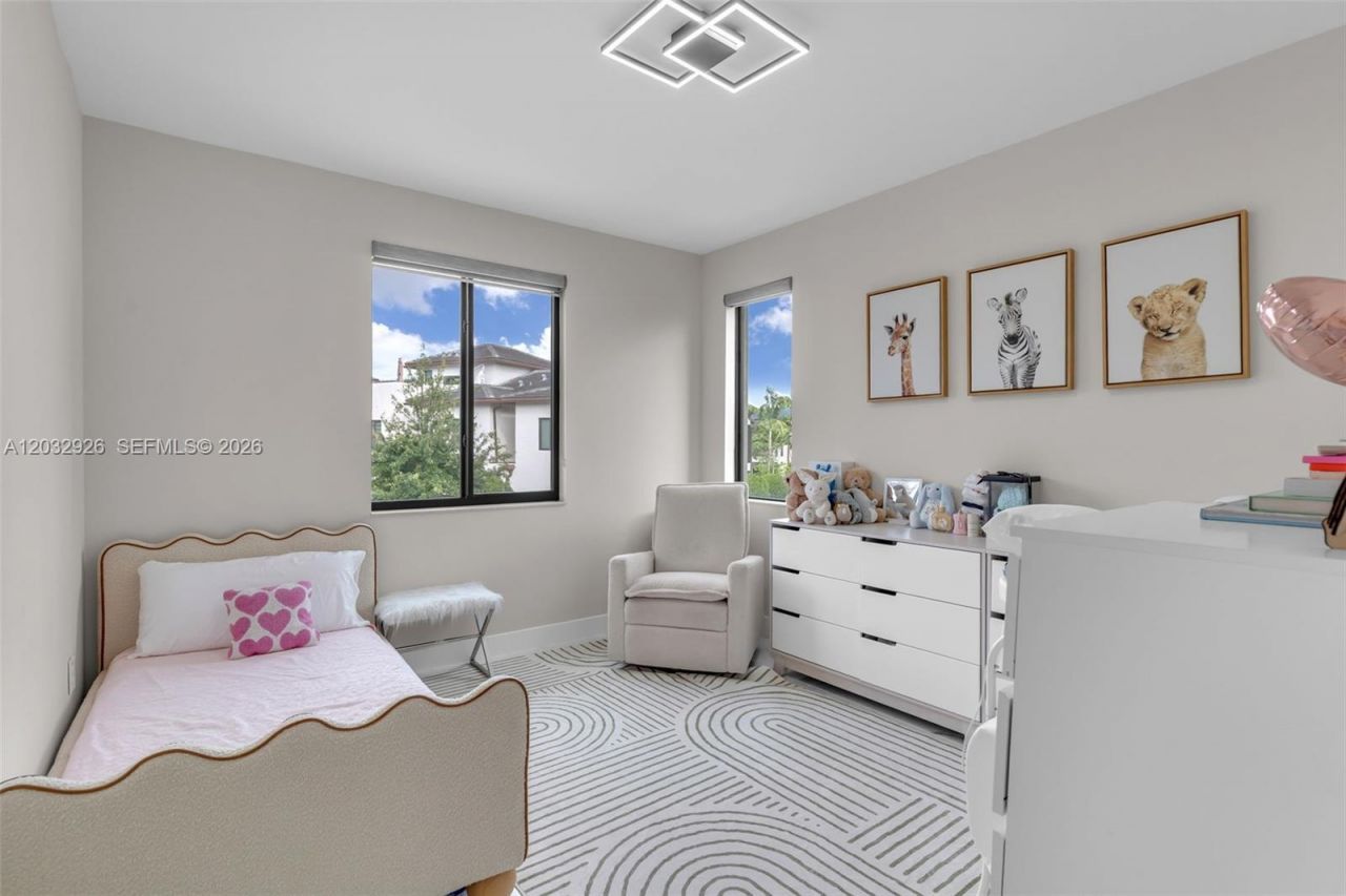 4963 NW 83rd Path , Unit 4963, Doral, FL 33166 Photo