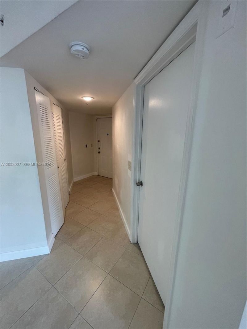 4155 N Haverhill Rd, Unit 1402, West Palm Beach, FL 33417 Photo
