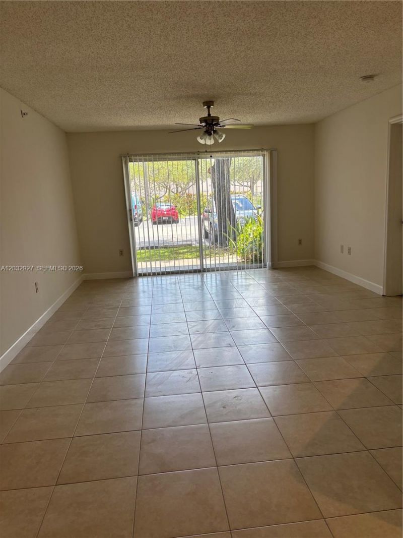 4155 N Haverhill Rd, Unit 1402, West Palm Beach, FL 33417 Photo