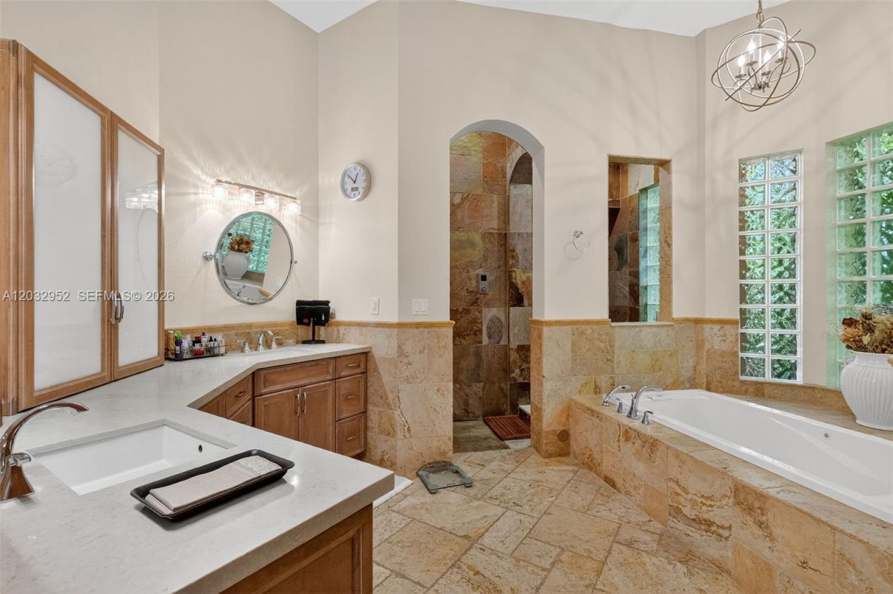 8920 SW 162nd Ter, Palmetto Bay, FL 33157 Photo