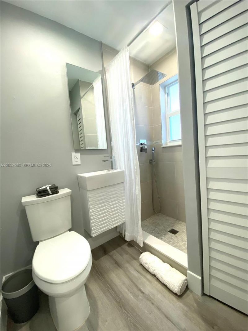 7901 SW 64 Ave , Unit 18, South Miami, FL 33143 Photo