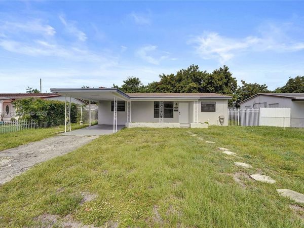 1140 N 74th Way , Hollywood, FL 33024