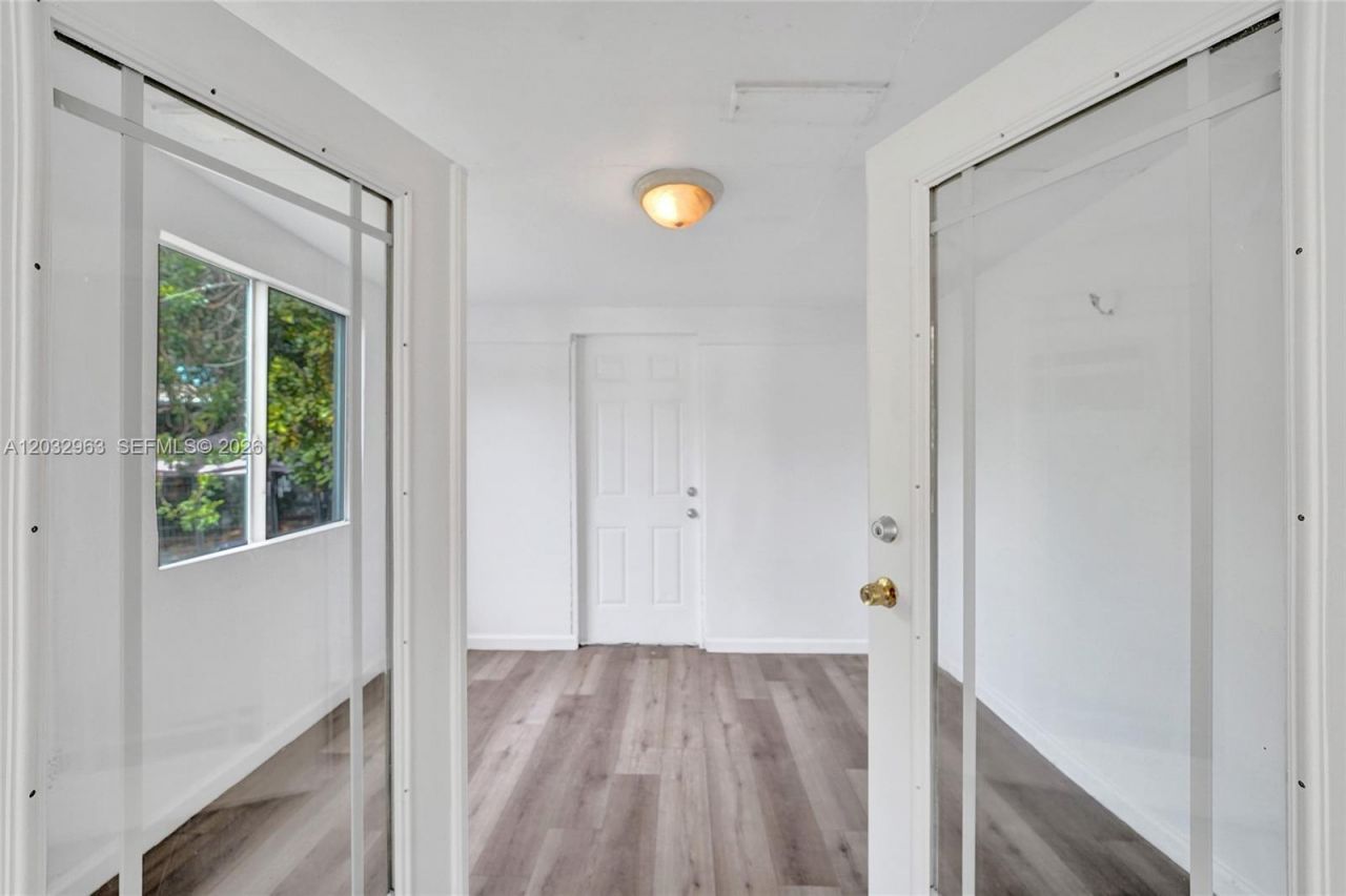 1140 N 74th Way, Hollywood, FL 33024 Photo