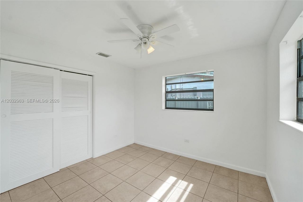 1140 N 74th Way, Hollywood, FL 33024 Photo
