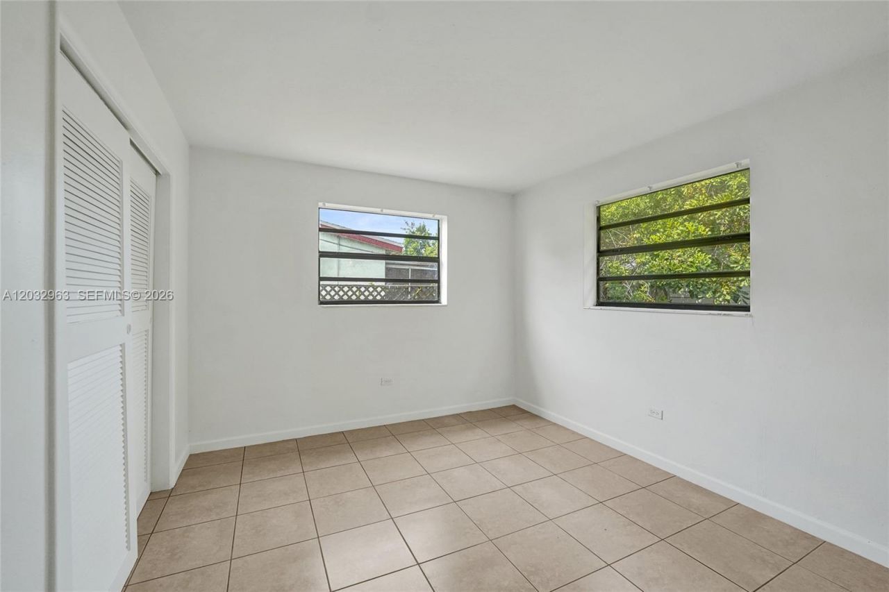 1140 N 74th Way, Hollywood, FL 33024 Photo