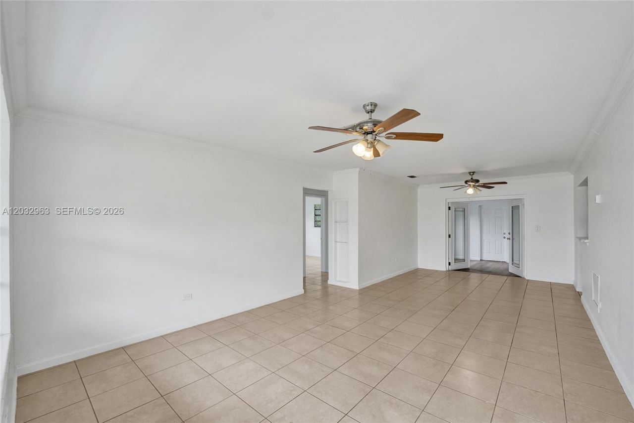1140 N 74th Way, Hollywood, FL 33024 Photo