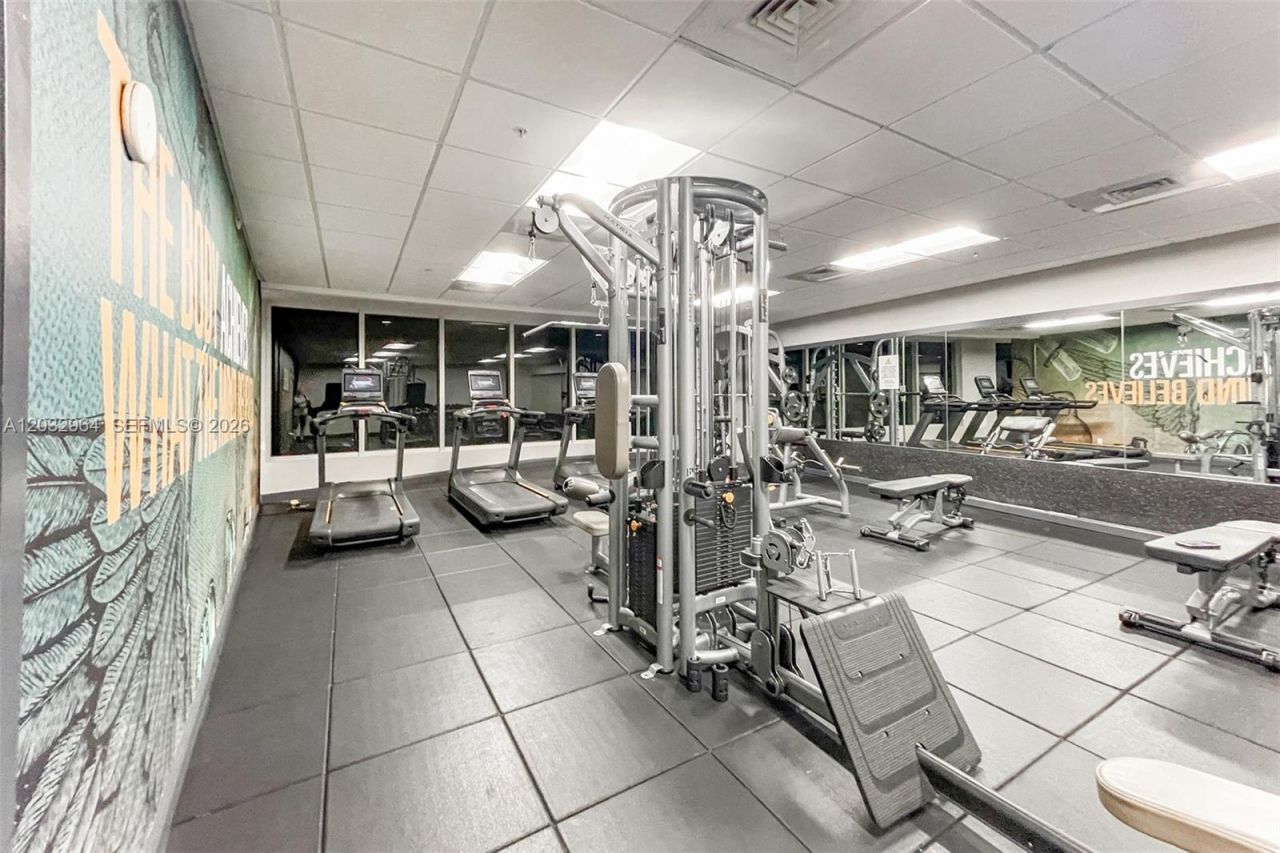 1750 N Bayshore Dr , Unit 2402, Miami, FL 33132 Photo