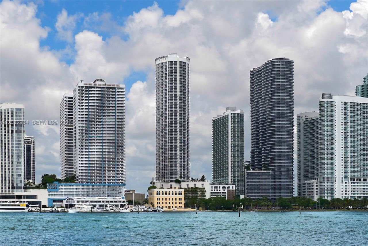 1750 N Bayshore Dr , Unit 2402, Miami, FL 33132 Photo
