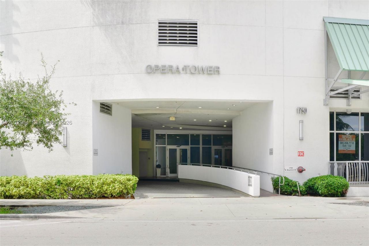 1750 N Bayshore Dr , Unit 2402, Miami, FL 33132 Photo