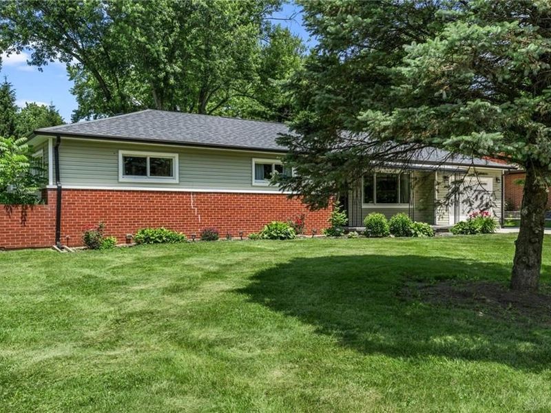 6978 Southern Vista Drive, Enon Vlg, OH 45323 Photo 3