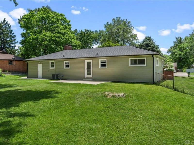 6978 Southern Vista Drive, Enon Vlg, OH 45323 Photo 30